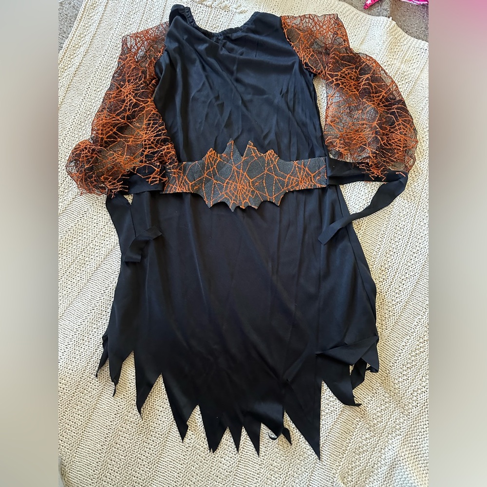 Kids witch costume